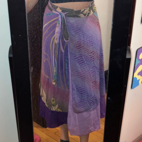Gorgeous wrap skirt - Picture 2 of 8